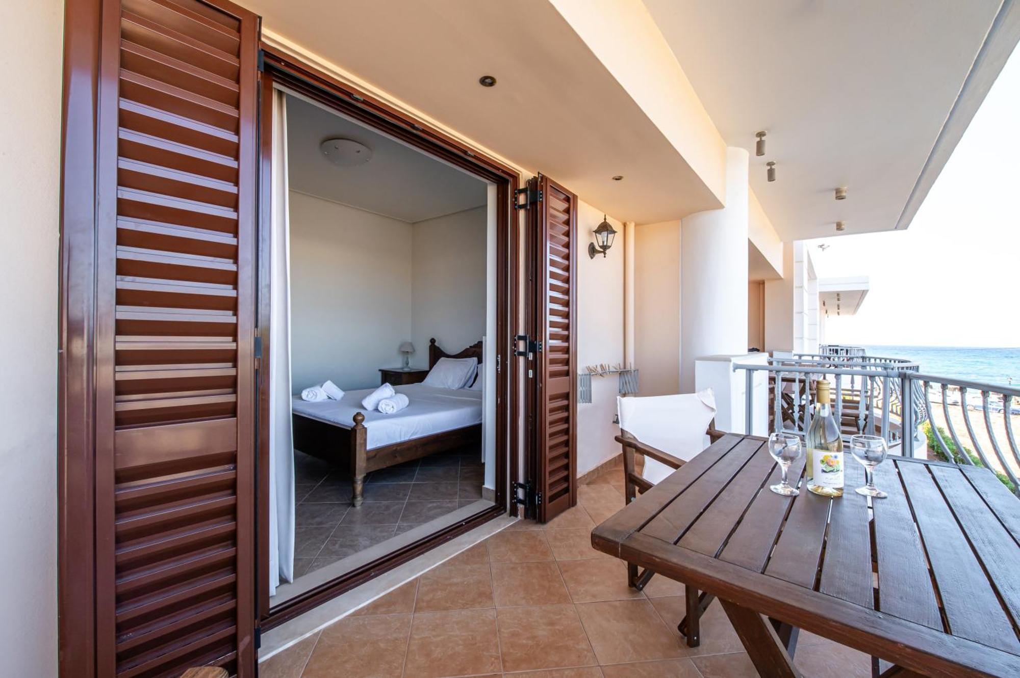Kahlua Bay Apartments Hersonissos  Zewnętrze zdjęcie